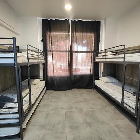 ріаza Lfach Casa de hóspedes *