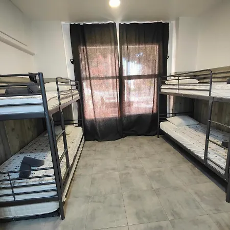 Casa de hóspedes ріаza Lfach
